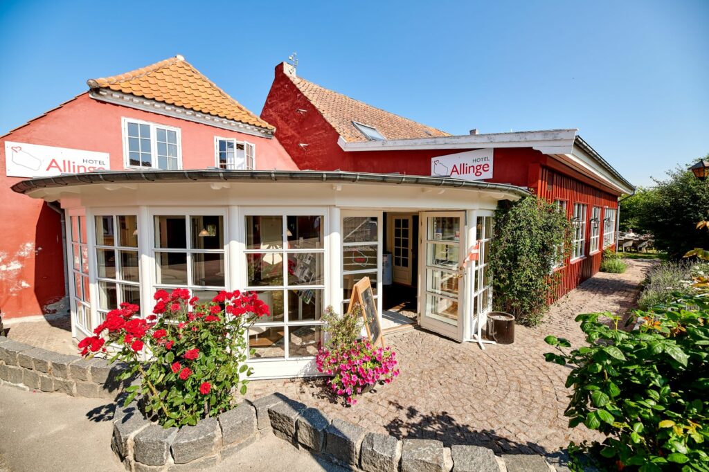 Overnatning i AllingeSandvig på Bornholm. Find pensionater, hoteller m.m.